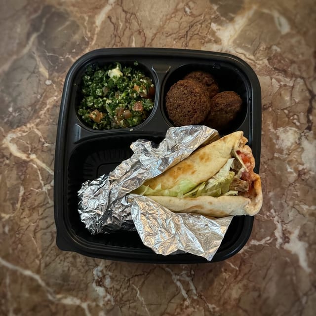 Vegan Gyro 2 sides.